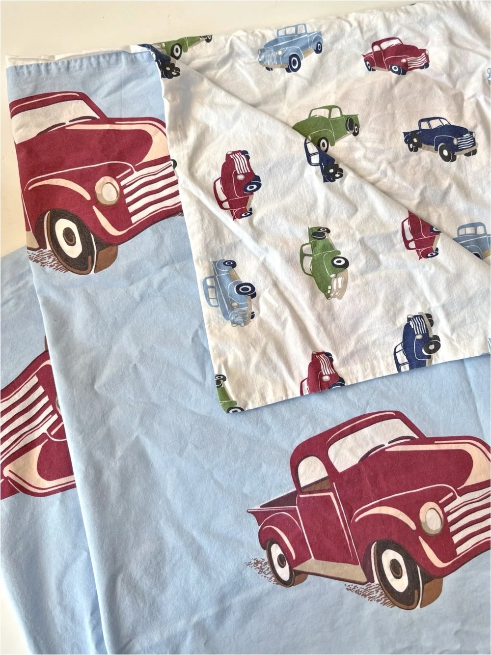 Pottery Barn Kids || Big Red Trucks Duvet Cover Toddler Size Blue Red